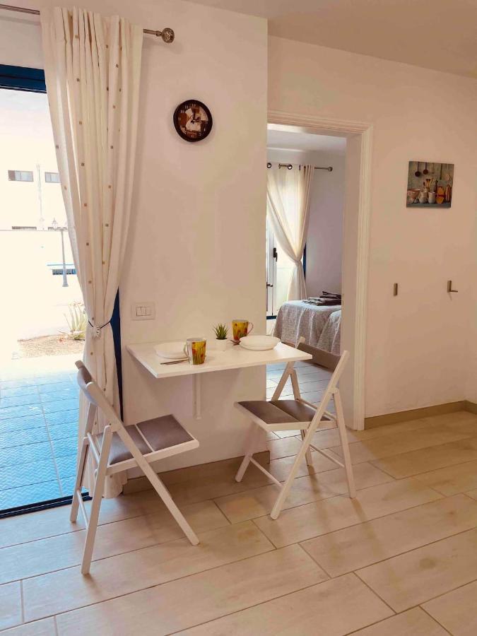 Apartment Luna -Modern One Bedroom Apartment In Central Puerto Del Carmen Tías Екстериор снимка